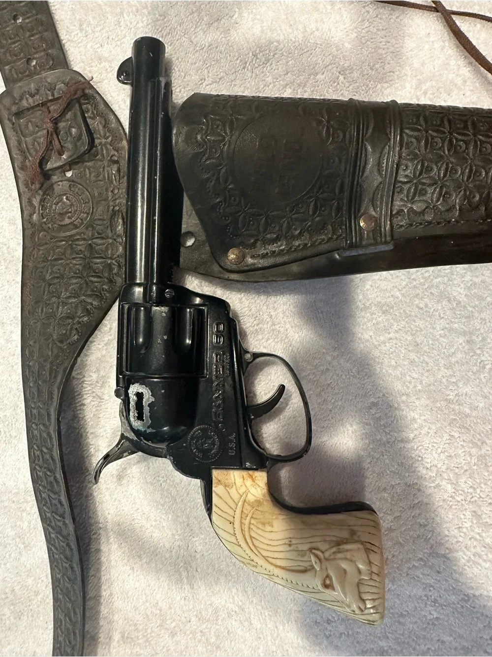 Fanner 50 cap with holster vintage toy